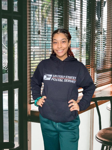 Black pullover hoodie