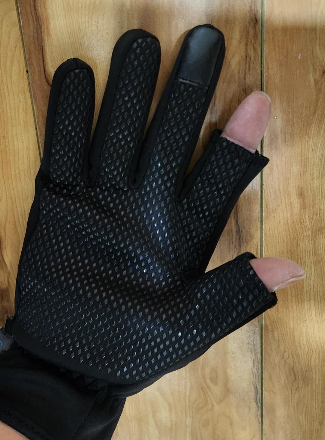 Waterproof gloves