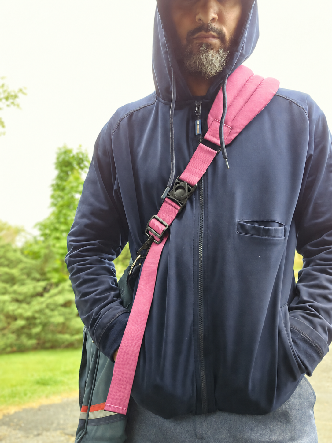 Pink satchel strap with release button